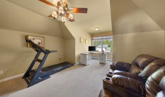 33 Perona Rd, Andover, NJ 07821