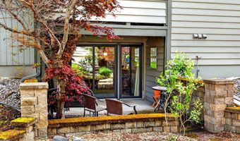 270 Bridge St Qc1-103, Bigfork, MT 59911