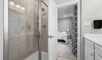 102 Lupine Dr, Adams Twp., PA 16046