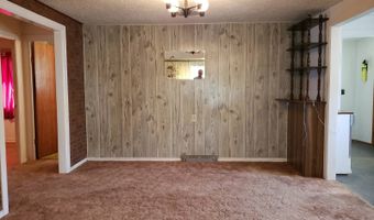 110 Cedar St, Belden, NE 68717