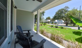 225 Ave D, Apalachicola, FL 32320