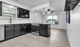 2957 VALLEY LAKE Dr, Bartlett, TN 38135