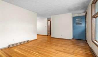 86 Forestdale Dr, Cumberland, RI 02864