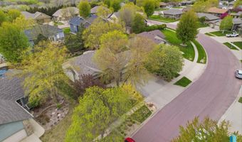 1609 S Locust Ave, Brandon, SD 57005