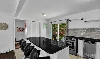 4930 Crestmont Dr, Charlotte, NC 28205