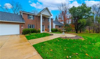 521 S Lake St, Amherst, OH 44001