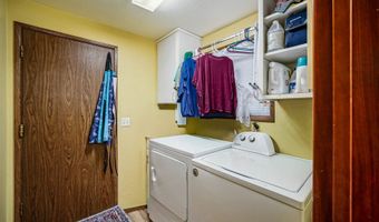 3113 JACKSON St SE, Albany, OR 97322