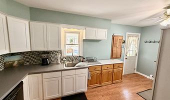 411 Woodland Ave, Avon By The Sea, NJ 07717