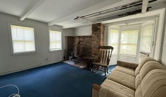 225 Jones Rd 104, Barnegat, NJ 08005