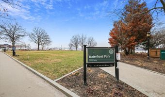 1251 E ABINGDON Dr #1121, Alexandria, VA 22314