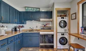 3885 Wahtomin Trl NW, Alexandria, MN 56308