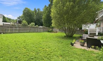 41 Taillon St, Bristol, CT 06010