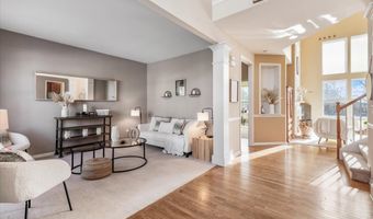 1328 Blue Heron Cir, Antioch, IL 60002