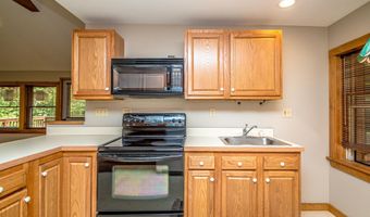 70 River St, Bartlett, NH 03812