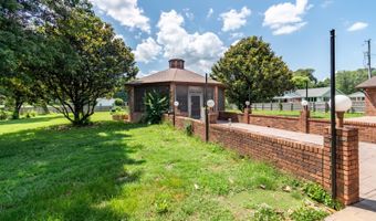 801 Lynnview Dr, Albany, KY 42602