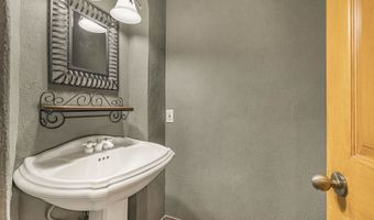 144 E 400 N, Blackfoot, ID 83221