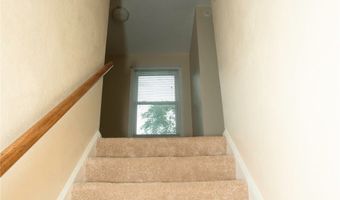 4020 Douglas Ave, Des Moines, IA 50310
