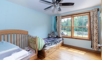 13 Woodridge Dr, Barkhamsted, CT 06063