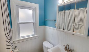 943 McKinley Blvd, Alton, IL 62002