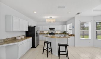 7711 Nottinghill Sky Dr, Apollo Beach, FL 33572