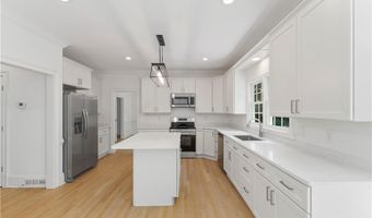 8965 Laurel Way, Alpharetta, GA 30022