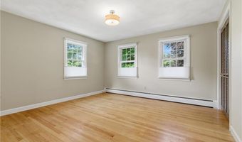 2699 Diamond Hill Rd, Cumberland, RI 02864
