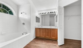 294 LAKE DOE Blvd, Apopka, FL 32703