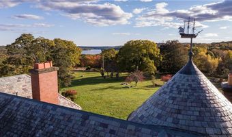 2180 Tower Hill Rd, North Kingstown, RI 02874