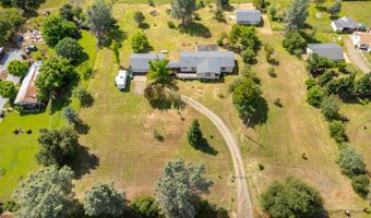 17055 Palm Ave, Anderson, CA 96007