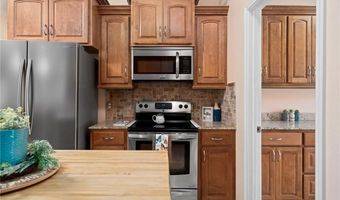 1445 W Highland Ave, Aransas Pass, TX 78336