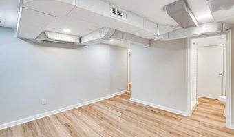 1519 STAFFORD St N 3, Arlington, VA 22207