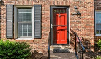 2544- D S ARLINGTON MILL Dr, Arlington, VA 22206