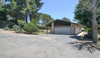 3096 Coral Tree Ln, Fallbrook, CA 92028