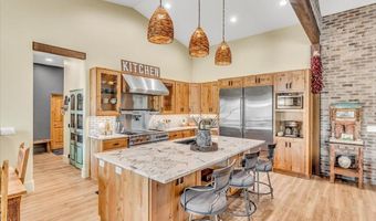 1564 S Flores Ln, Benson, AZ 85602