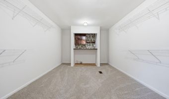 122 Forest Dr, Aberdeen, NC 28315