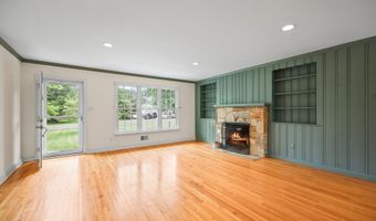151 S Main St, Allentown, NJ 08501