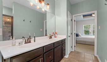 23 Avalon Ave, Barnegat, NJ 08005