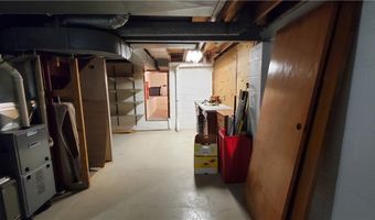 10830 Wilma Ave NE, Alliance, OH 44601