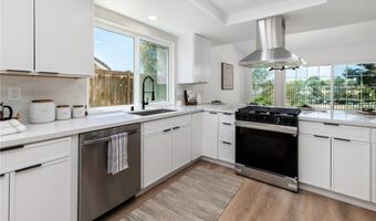 7969 Calle Madrid, Carlsbad, CA 92009