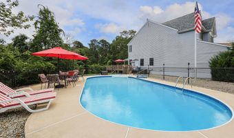 5 Overlook Ct, Bayville, NJ 08721