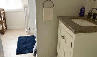 18 Wayman Ln, Bar Harbor, ME 04609