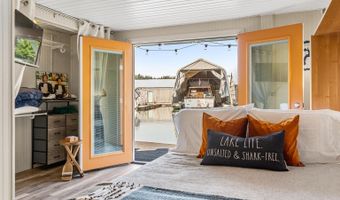 34179 N Scenic Bay, Bayview, ID 83803