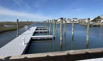 602 W Fort Macon Rd 242, Atlantic Beach, NC 28512