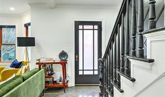 27 S Baptist St, Newport, RI 02840