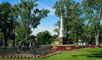 2668 WALTON Blvd, Twinsburg, OH 44087