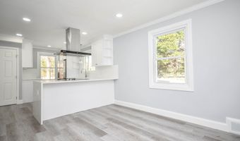 7009 ADELPHI Rd, Hyattsville, MD 20782