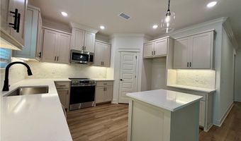 4 Shetland Cir, Bella Vista, AR 72715