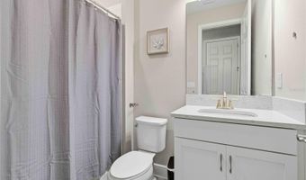 7526 PARADISO Dr, Apollo Beach, FL 33572