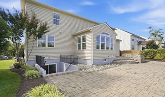 42222 CAMERON PARISH Dr, Ashburn, VA 20148