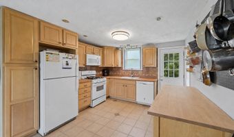 329 ALDAN Ave, Aldan, PA 19018